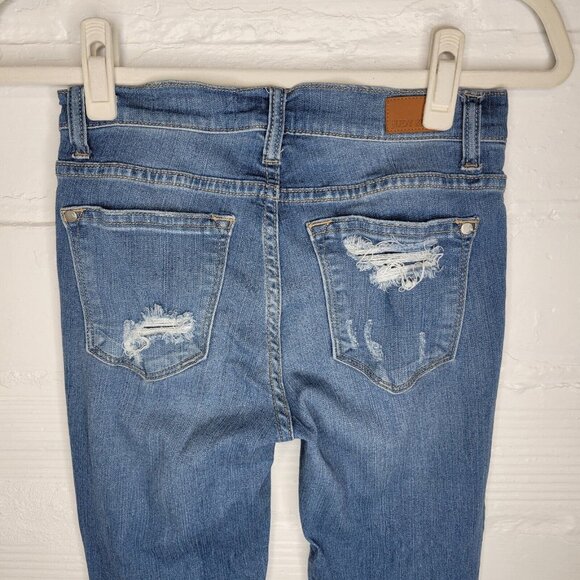 Judy Blue Women's Junior's Size 3 Jeans Distressed Raw Hem - Picture 4 of 8